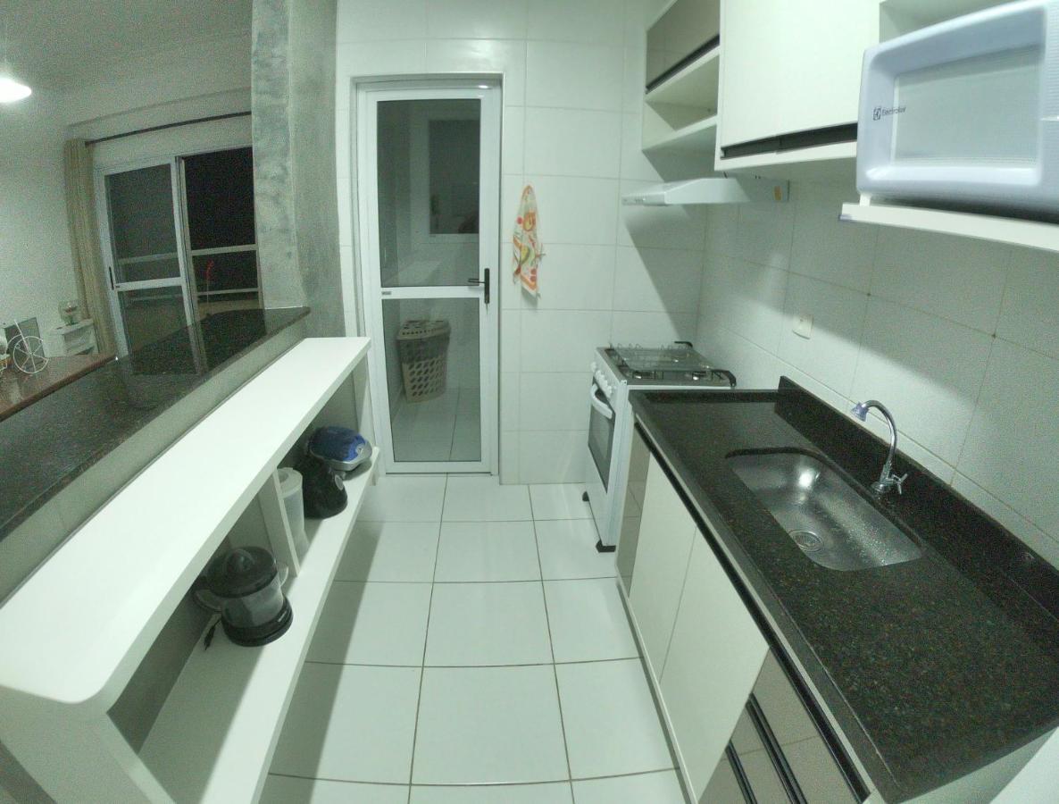 Beach House Itagua: Charming Ubatuba Apartment 300m from Coast Exterior photo
